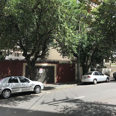 Pousada Hostel Universitario Londrina Exteriör bild